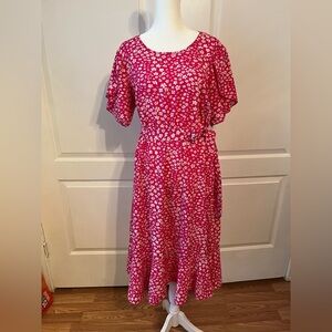 SHEIN Floral Pink Dress. Size large. EUC. Least waist.